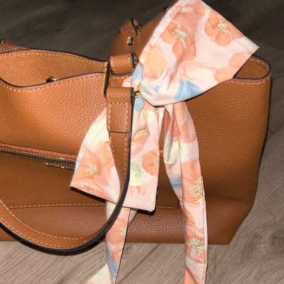 Steve Madden leather purse, brown with bow medium size - Picture 2 of 7